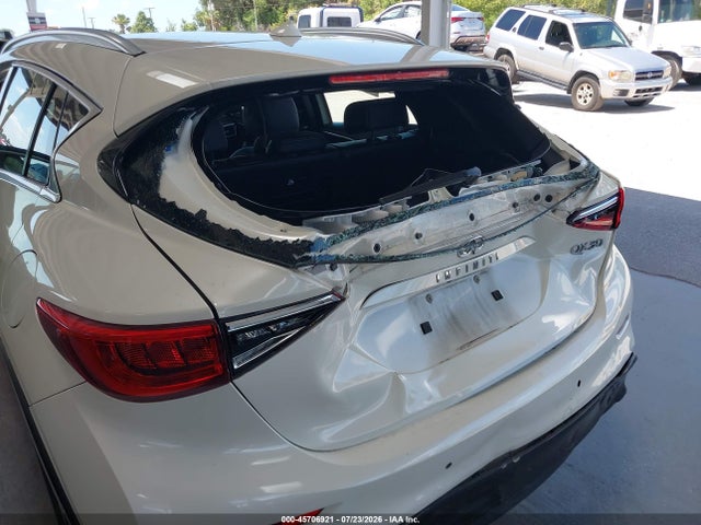 Продаж на аукціоні авто 2017 Infiniti Qx30 Premium, vin: SJKCH5CP3HA037462, номер лоту: 45706921