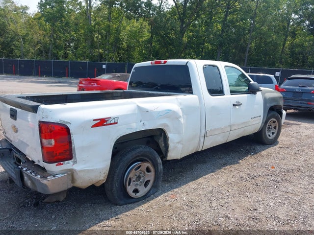 Aukcja sprzedaży 2011 Chevrolet Silverado 1500 Lt, vin: 1GCRCSE02BZ290517, numer aukcji: 45706923
