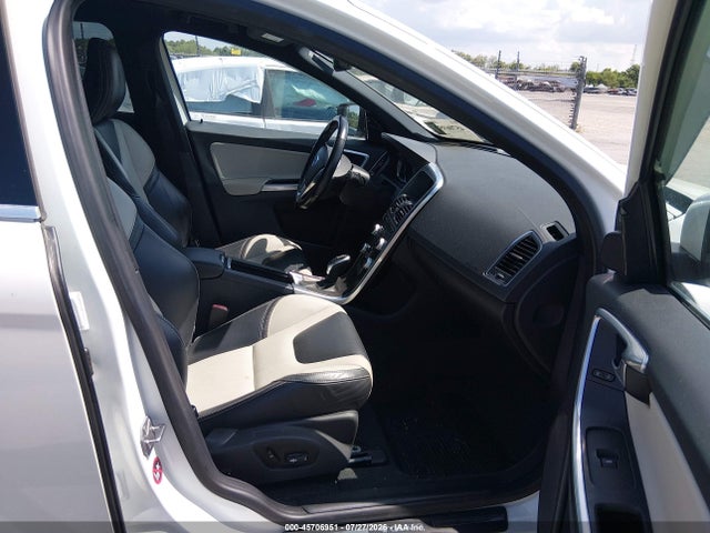 Продажа на аукционе авто 2015 Volvo Xc60 T5 Premier, vin: YV440MDK8F2668711, номер лота: 45706951