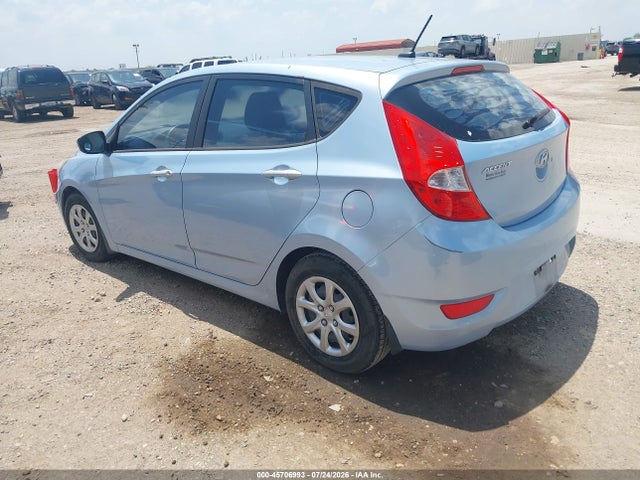 45706993 :رقم المزاد ، KMHCT5AE4DU138100 vin ، 2013 Hyundai Accent Gs مزاد بيع