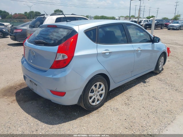 45706993 :رقم المزاد ، KMHCT5AE4DU138100 vin ، 2013 Hyundai Accent Gs مزاد بيع