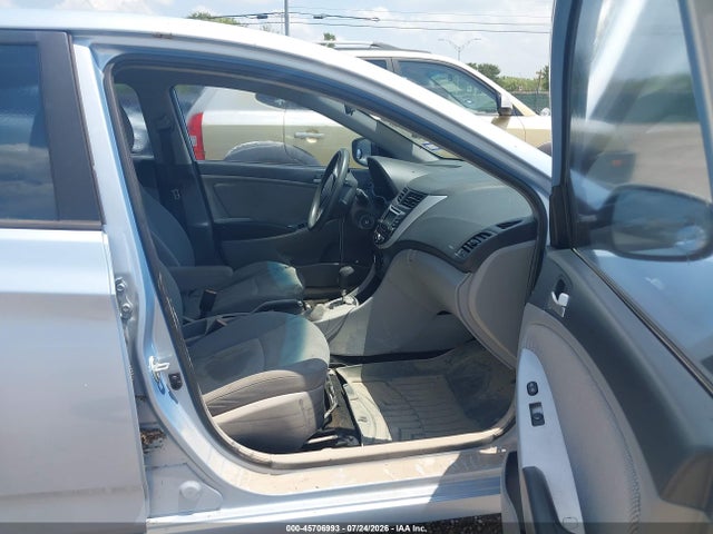 45706993 :رقم المزاد ، KMHCT5AE4DU138100 vin ، 2013 Hyundai Accent Gs مزاد بيع