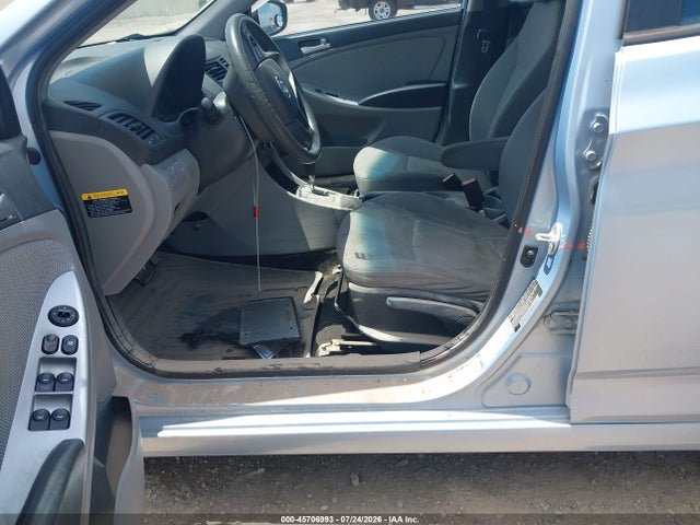 45706993 :رقم المزاد ، KMHCT5AE4DU138100 vin ، 2013 Hyundai Accent Gs مزاد بيع