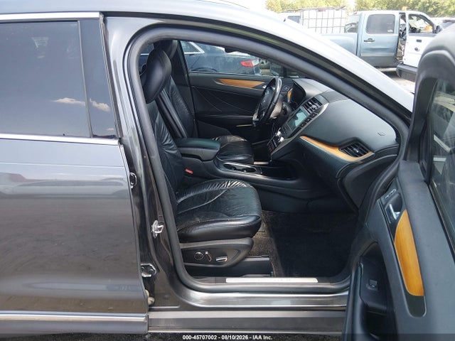 Продажа на аукционе авто 2019 Lincoln Mkc Select, vin: 5LMCJ2C99KUL02939, номер лота: 45707002