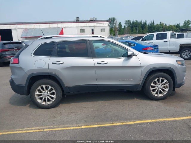 45707042 :رقم المزاد ، 1C4PJMCB1KD486670 vin ، 2019 Jeep Cherokee Latitude 4x4 مزاد بيع