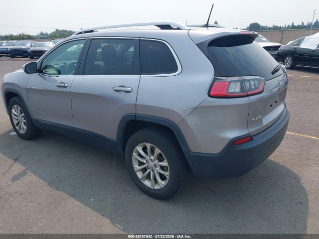 45707042 :رقم المزاد ، 1C4PJMCB1KD486670 vin ، 2019 Jeep Cherokee Latitude 4x4 مزاد بيع