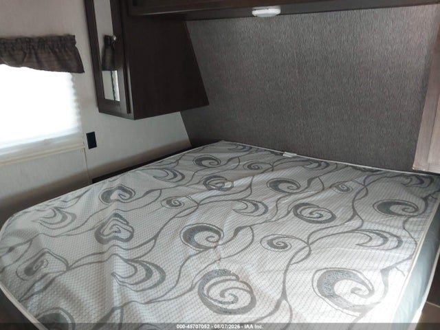 45707052 :رقم المزاد ، 5SFPB3125KE402500 vin ، 2019 Heartland Rv Pioneer مزاد بيع