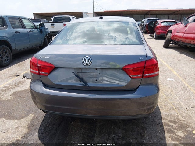2013 Volkswagen Passat 2.5l Se მანქანა იყიდება აუქციონზე, vin: 1VWBH7A35DC128044, აუქციონის ნომერი: 45707079