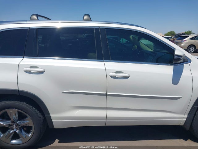 Toyota Highlander Limited Platinum 2018 5TDDZRFH8JS898726 Image 13