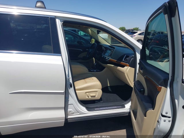 Toyota Highlander Limited Platinum 2018 5TDDZRFH8JS898726 Image 5