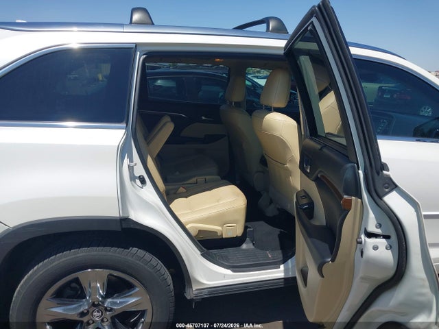 Toyota Highlander Limited Platinum 2018 5TDDZRFH8JS898726 Image 8