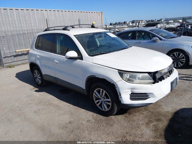 Volkswagen TIGUAN S 2014 WVGAV3AX8EW530784 головне зображення