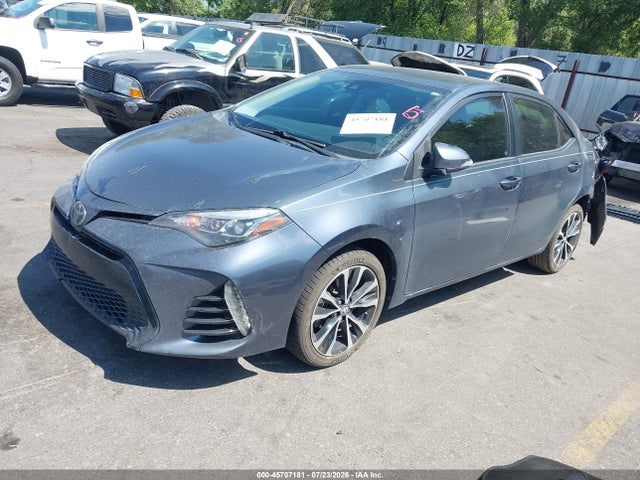 Toyota COROLLA SE 2017 5YFBURHE1HP634002 Image 2