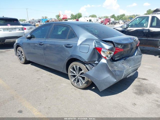 Toyota COROLLA SE 2017 5YFBURHE1HP634002 Image 3