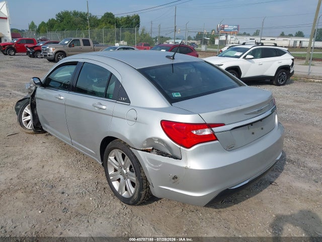 45707188 :رقم المزاد ، 1C3CCBBGXCN210384 vin ، 2012 Chrysler 200 Touring مزاد بيع