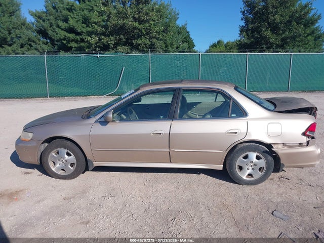 Auction sale of the 2001 Honda Accord 3.0 Ex, vin: 1HGCG16511A008882, lot number: 45707279