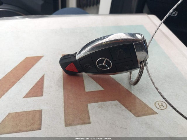 Продажа на аукционе авто 2012 Mercedes-benz C 300, vin: WDDGF8BB8CR191568, номер лота: 45707301