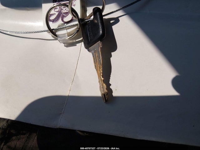 1992 Mazda Mx-5 Miata მანქანა იყიდება აუქციონზე, vin: JM1NA3516N0327273, აუქციონის ნომერი: 45707327