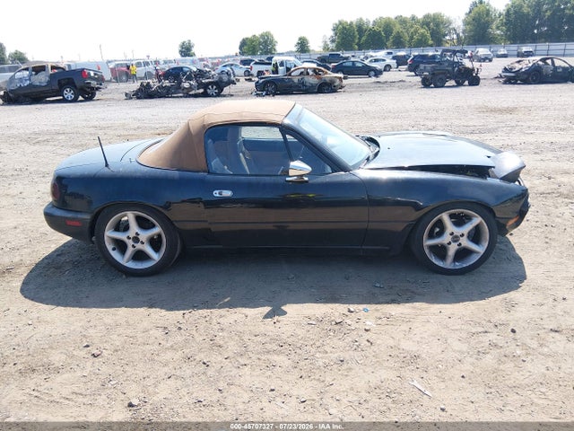1992 Mazda Mx-5 Miata მანქანა იყიდება აუქციონზე, vin: JM1NA3516N0327273, აუქციონის ნომერი: 45707327