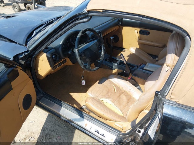 1992 Mazda Mx-5 Miata მანქანა იყიდება აუქციონზე, vin: JM1NA3516N0327273, აუქციონის ნომერი: 45707327