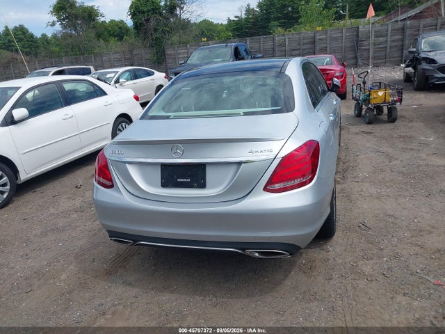 45707372 :رقم المزاد ، 55SWF4KB5GU147584 vin ، 2016 Mercedes-benz C 300 4matic مزاد بيع