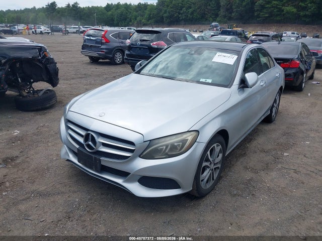 45707372 :رقم المزاد ، 55SWF4KB5GU147584 vin ، 2016 Mercedes-benz C 300 4matic مزاد بيع