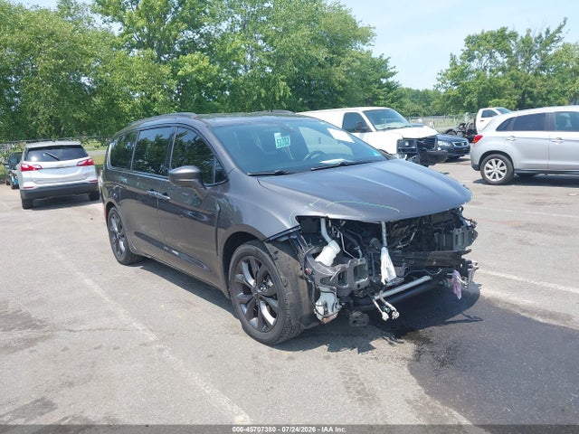 Aukcja sprzedaży 2018 Chrysler Pacifica Touring L Plus, vin: 2C4RC1EG8JR228653, numer aukcji: 45707380