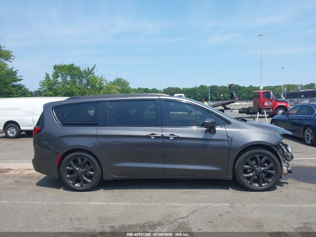 Aukcja sprzedaży 2018 Chrysler Pacifica Touring L Plus, vin: 2C4RC1EG8JR228653, numer aukcji: 45707380