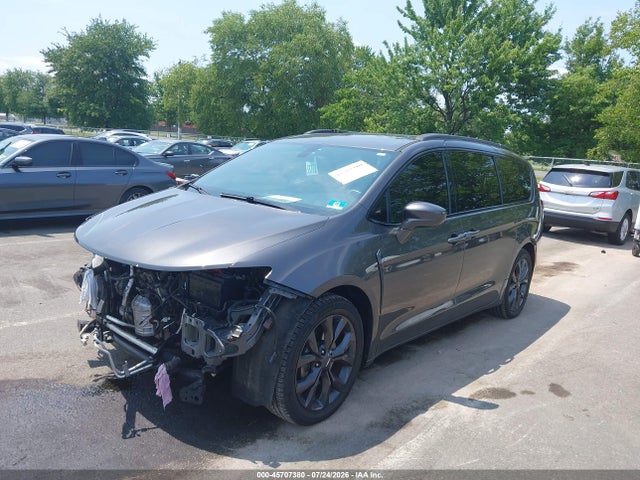 Aukcja sprzedaży 2018 Chrysler Pacifica Touring L Plus, vin: 2C4RC1EG8JR228653, numer aukcji: 45707380