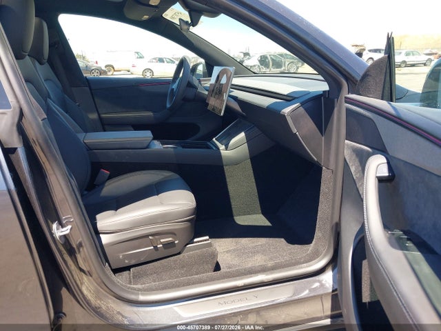 Продаж на аукціоні авто 2026 Tesla Model Y Premium Rear-wheel Drive/rear-wheel Drive, vin: 7SAYGDED0TF583762, номер лоту: 45707389