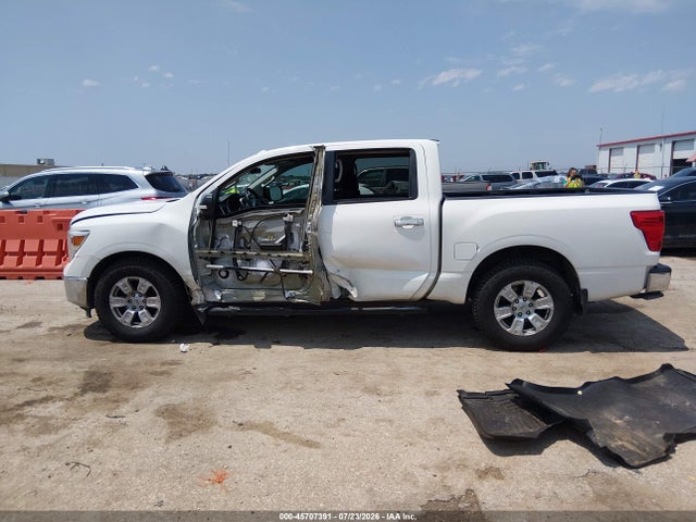 45707391 :رقم المزاد ، 1N6AA1EK4JN543354 vin ، 2018 Nissan Titan Sv مزاد بيع
