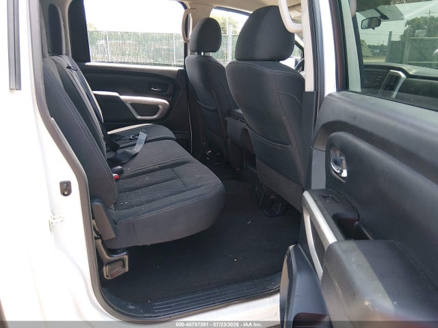 45707391 :رقم المزاد ، 1N6AA1EK4JN543354 vin ، 2018 Nissan Titan Sv مزاد بيع