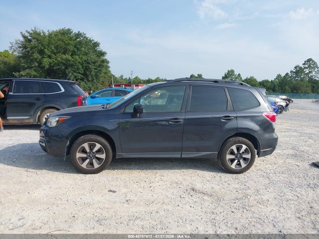 Продаж на аукціоні авто 2017 Subaru Forester 2.5i Premium, vin: JF2SJAGC3HH502236, номер лоту: 45707412
