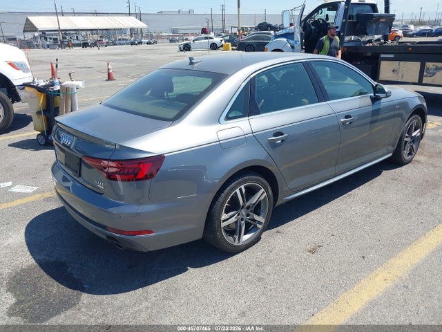 WAULMAF49JA215211 Audi A4 2.0t Tech Ultra Premium/2.0t Ultra Premium