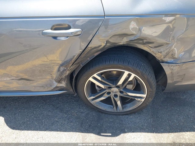 WAULMAF49JA215211 Audi A4 2.0t Tech Ultra Premium/2.0t Ultra Premium