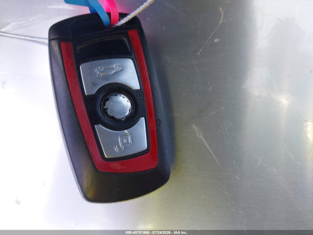 WBA3C1C5XFP851057 BMW 328I