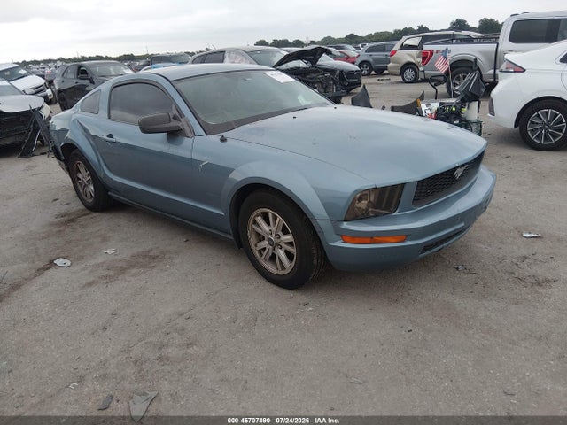 Продажа на аукционе авто 2006 Ford Mustang V6, vin: 1ZVFT80NX65256327, номер лота: 45707490