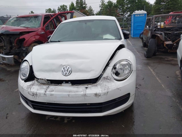 2015 Volkswagen Beetle 1.8t Fleet Edition მანქანა იყიდება აუქციონზე, vin: 3VWF17AT5FM623593, აუქციონის ნომერი: 45707557