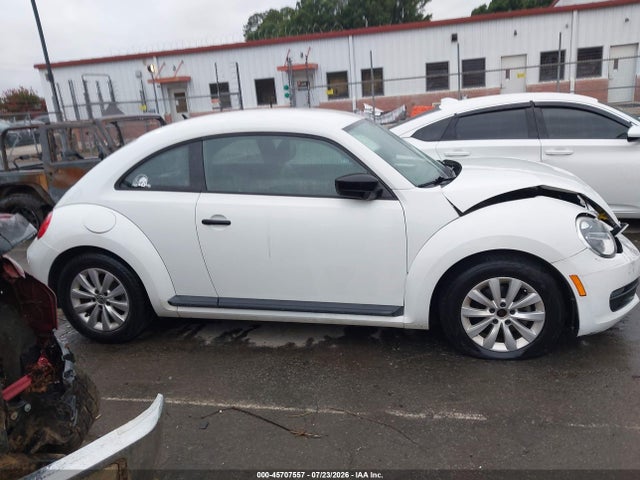 2015 Volkswagen Beetle 1.8t Fleet Edition მანქანა იყიდება აუქციონზე, vin: 3VWF17AT5FM623593, აუქციონის ნომერი: 45707557