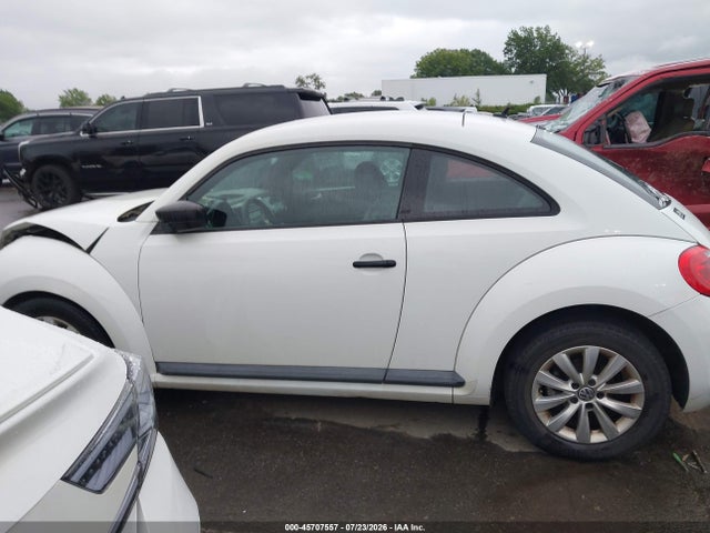 2015 Volkswagen Beetle 1.8t Fleet Edition მანქანა იყიდება აუქციონზე, vin: 3VWF17AT5FM623593, აუქციონის ნომერი: 45707557