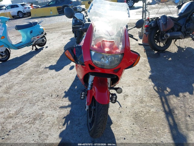 45707572 :رقم المزاد ، WB10554A3WZA51093 vin ، 1998 Bmw K1200 Rs مزاد بيع