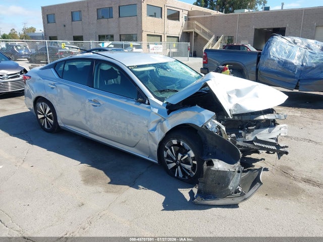 Auction sale of the 2022 Nissan Altima Sv Fwd, vin: 1N4BL4DV4NN334335, lot number: 45707591