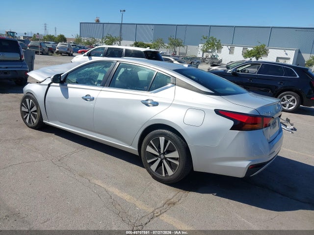 Продажа на аукционе авто 2022 Nissan Altima Sv Fwd, vin: 1N4BL4DV4NN334335, номер лота: 45707591