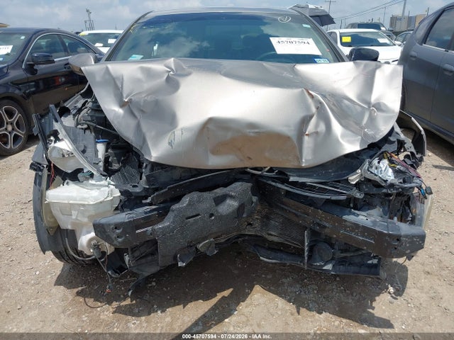 2013 Hyundai Elantra Gls მანქანა იყიდება აუქციონზე, vin: 5NPDH4AE2DH272649, აუქციონის ნომერი: 45707594