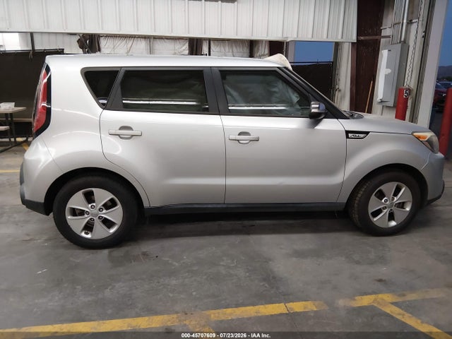 KIA SOUL + 2014 KNDJP3A53E7710701 Image 13
