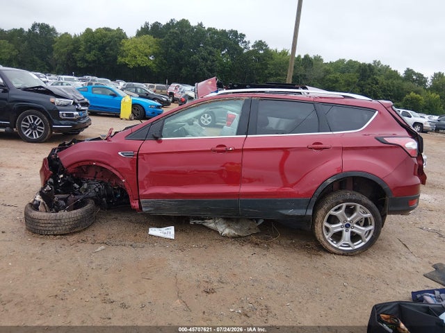 45707621 :رقم المزاد ، 1FMCU0J93HUB73266 vin ، 2017 Ford Escape Titanium مزاد بيع