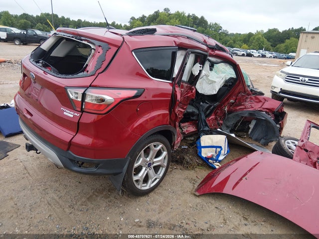 45707621 :رقم المزاد ، 1FMCU0J93HUB73266 vin ، 2017 Ford Escape Titanium مزاد بيع