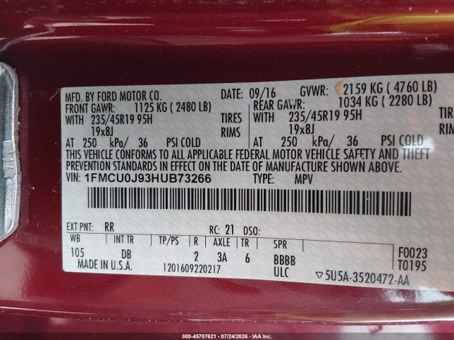 45707621 :رقم المزاد ، 1FMCU0J93HUB73266 vin ، 2017 Ford Escape Titanium مزاد بيع