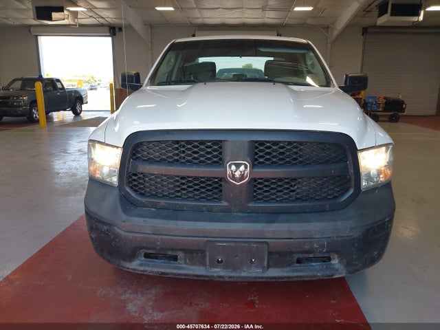 1C6RR7KT5JS319100 RAM 1500 Tradesman 4x4 5&#039;7 Box