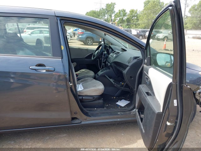 2012 Mazda Mazda5 Sport მანქანა იყიდება აუქციონზე, vin: JM1CW2BL5C0120749, აუქციონის ნომერი: 45707638